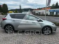 2016 Toyota AURIS