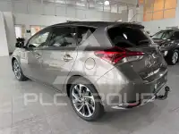 2016 Toyota AURIS