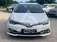 2016 Toyota AURIS