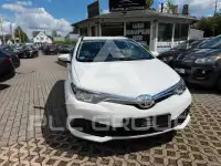 2016 Toyota AURIS