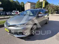 2016 Toyota AURIS