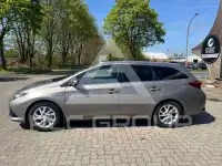 2016 Toyota AURIS