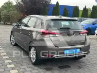 2016 Toyota AURIS