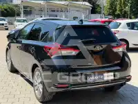 2016 Toyota AURIS