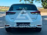 2016 Toyota AURIS