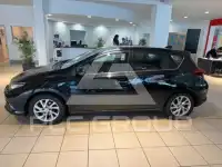 2016 Toyota AURIS