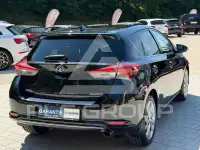 2016 Toyota AURIS