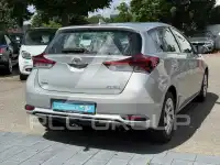 2016 Toyota AURIS