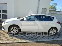 2016 Toyota AURIS