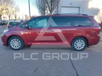 2016 Toyota SIENNA
