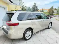2016 Toyota SIENNA