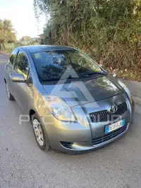 2016 Toyota YARIS