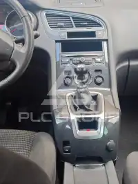 2016 Peugeot 5008
