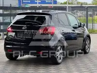 2016 KIA Venga