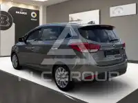 2016 KIA Carens