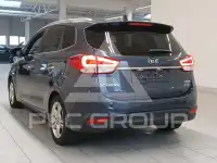 2016 KIA Carens