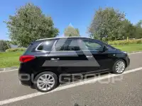 2016 KIA Carens