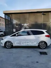2016 KIA Carens