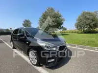 2016 KIA Carens