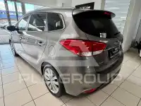 2016 KIA Carens