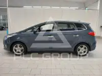 2016 KIA Carens