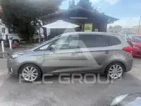 2016 KIA Carens