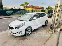 2016 KIA Carens