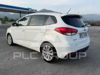 2016 KIA Carens