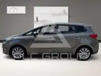 2016 KIA Carens