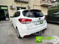 2016 KIA Carens