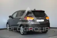 2016 KIA Carens