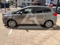 2016 KIA Carens