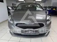 2016 KIA Carens