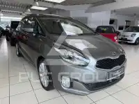 2016 KIA Carens