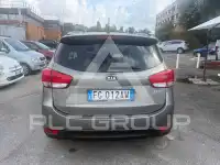 2016 KIA Carens