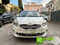 2016 KIA Carens