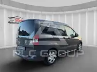 2016 Ford Tourneo