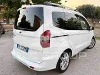 2016 Ford Tourneo