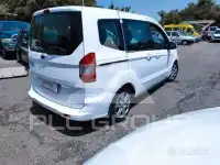 2016 Ford Tourneo