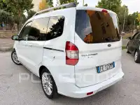 2016 Ford Tourneo