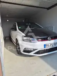 2016 Volkswagen Polo