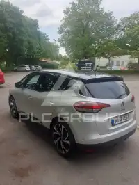2016 Renault Scenic