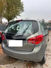 2016 Opel MERIVA