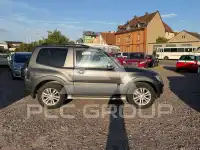 2017 Mitsubishi PAJARO