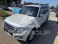 2017 Mitsubishi PAJARO
