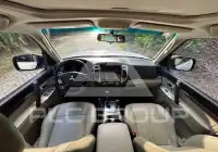 2017 Mitsubishi PAJARO