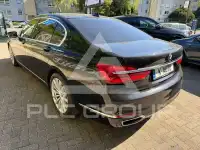 2017 BMW 740