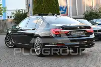 2017 BMW 740