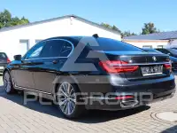 2017 BMW 740