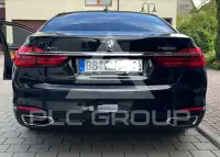 2017 BMW 740